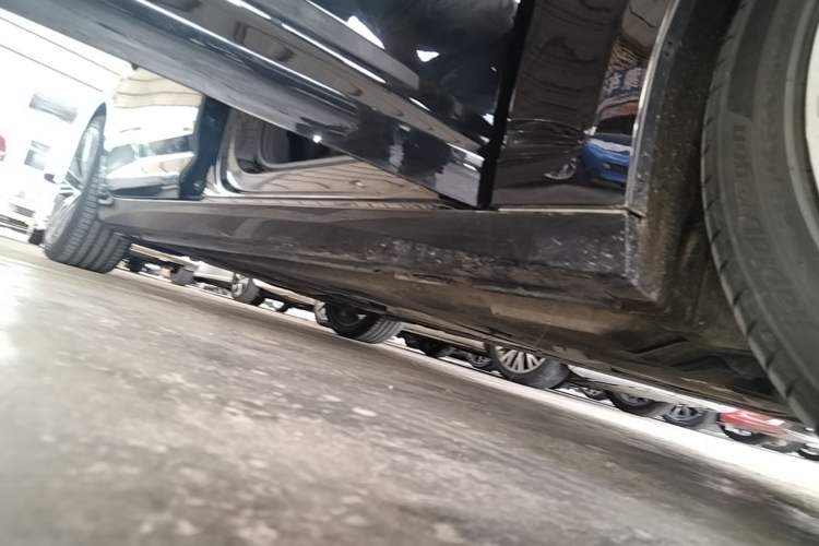 Used Audi A6L 2023 Revised 45 TFSI Prestige Elegant Edition Right Side Sill