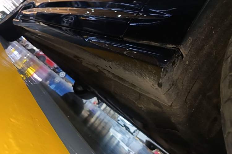 Used Audi A6L 2023 Revised 45 TFSI Prestige Dynamic Edition Right Side Sill