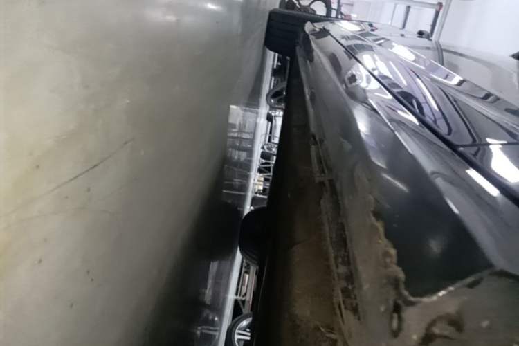 Used Audi A6L 2023 55 TFSI quattro Flagship Dynamic Edition Right Side Sill