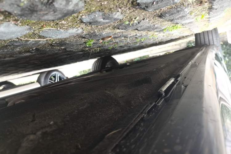 Used Audi A6L 2023 40 TFSI Luxury Dynamic Model Right Side Sill