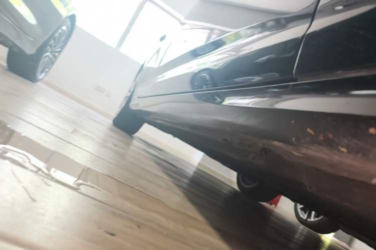 Used Audi A6L 2023 45 TFSI Prestige Dynamic Edition Right Side Sill