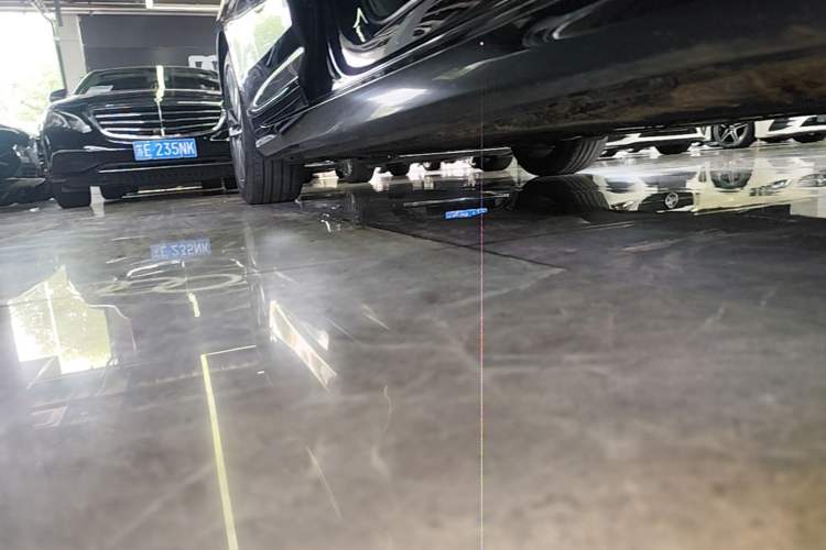 Used Audi A6L 2023 Revised 40 TFSI Luxury Dynamic Edition Right Side Sill