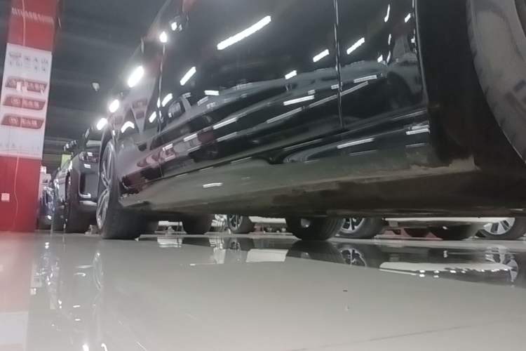 Used Audi A6L 2023 40 TFSI Luxury Dynamic Model Right Side Sill