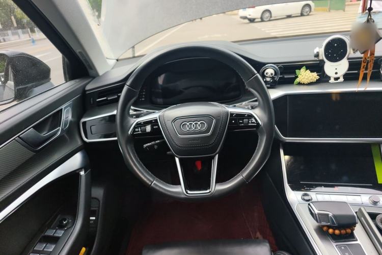 Used Audi A6L 2023 Revised 40 TFSI Luxury Dynamic Edition Steering Wheel