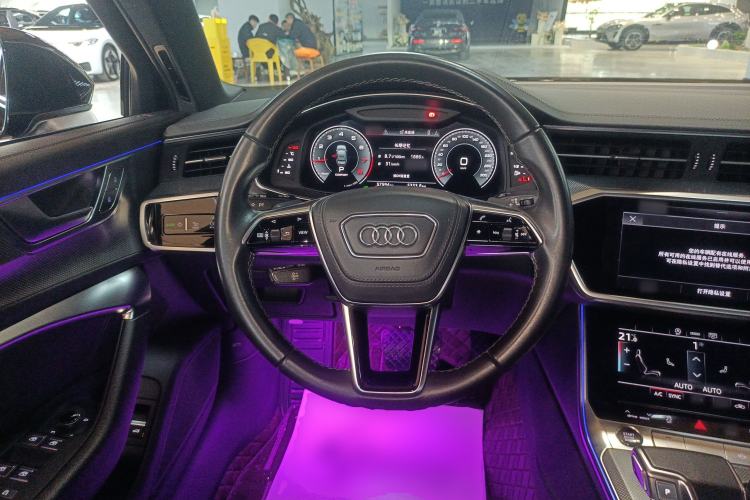 Used Audi A6L 2023 40 TFSI Luxury Dynamic Model Steering Wheel