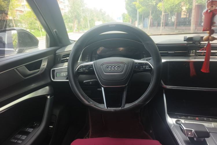 Used Audi A6L 2023 Revised 40 TFSI Luxury Dynamic Edition Steering Wheel