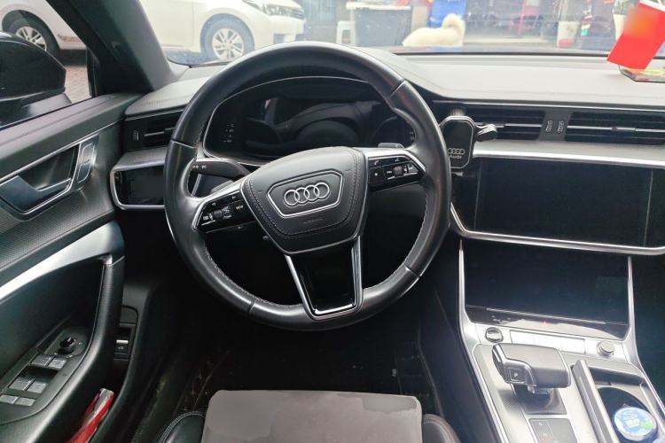 Used Audi A6L 2023 40 TFSI Luxury Dynamic Model Steering Wheel