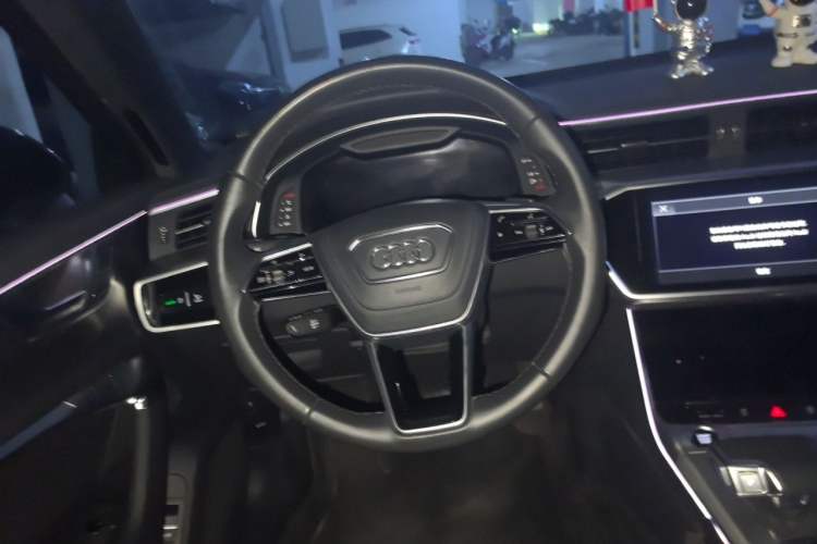 Used Audi A6L 2023 Revised Edition 45 TFSI quattro Prestige Dynamic Version Steering Wheel