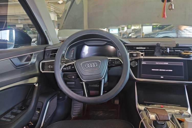 Used Audi A6L 2023 40 TFSI Luxury Prestige Edition Steering Wheel