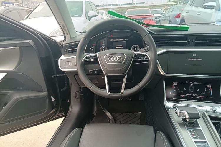 Used Audi A6L 2023 40 TFSI Luxury Prestige Edition Steering Wheel