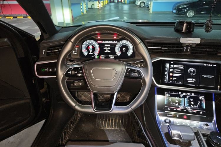 Used Audi A6L 2023 Updated 55 TFSI quattro Prestige Dynamic Edition Steering Wheel