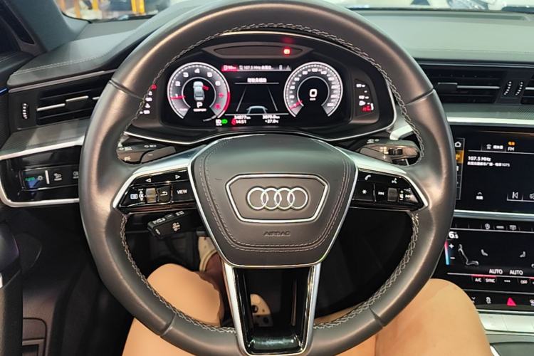 Used Audi A6L 2023 40 TFSI Luxury Dynamic Model Steering Wheel