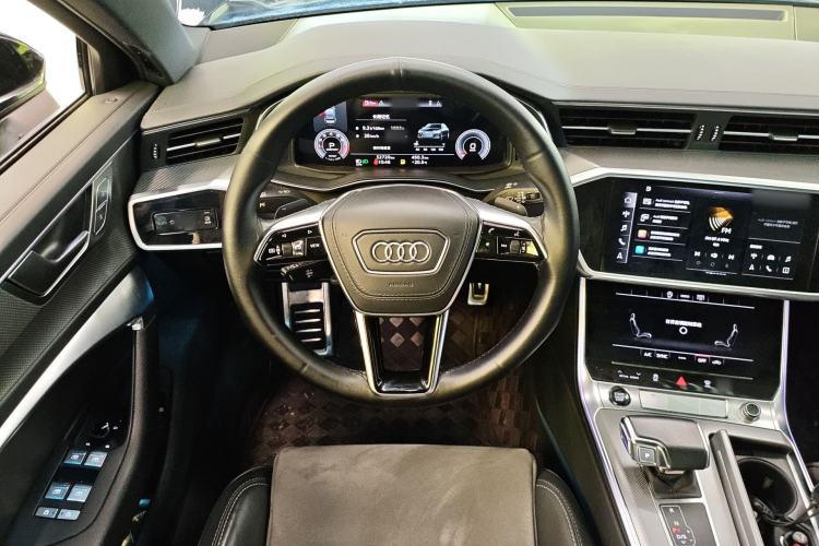 Used Audi A6L 2023 40 TFSI Luxury Dynamic Model Steering Wheel