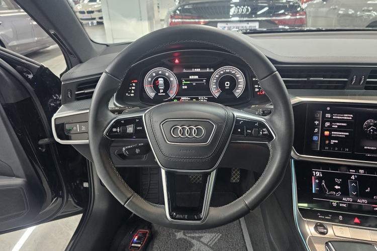 Used Audi A6L 2023 40 TFSI Luxury Dynamic Model Steering Wheel