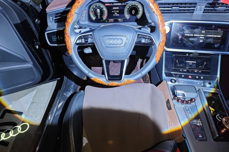 Used Audi A6L 2023 Revised 45 TFSI Prestige Dynamic Edition Steering Wheel
