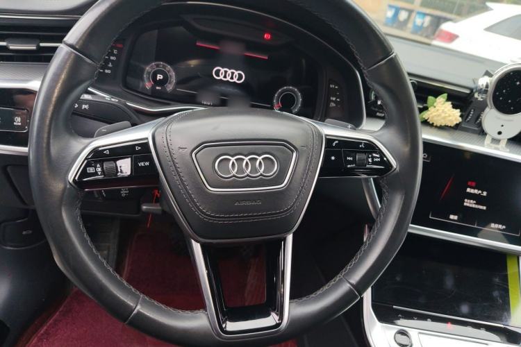 Used Audi A6L 2023 Revised 40 TFSI Luxury Dynamic Edition Steering Wheel