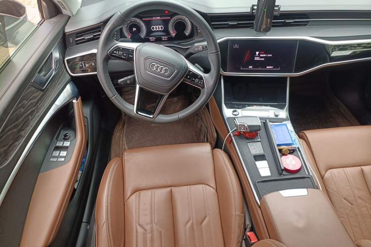 Used Audi A6L 2023 Updated 45 TFSI quattro Prestige Elegant Edition Steering Wheel