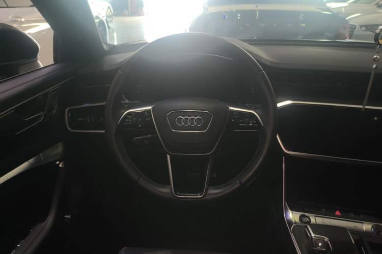 Used Audi A6L 2023 Revised Edition 45 TFSI quattro Prestige Dynamic Version Steering Wheel