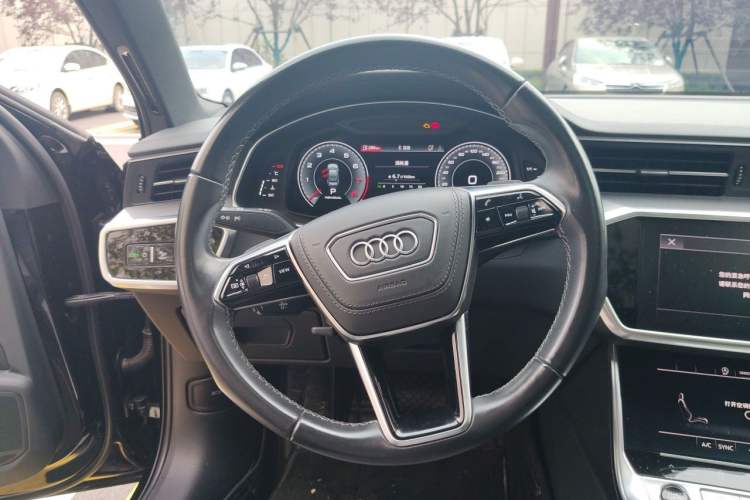 Used Audi A6L 2023 40 TFSI Luxury Dynamic Model Steering Wheel