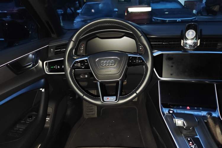 Used Audi A6L 2023 Revised 45 TFSI Prestige Dynamic Edition Steering Wheel