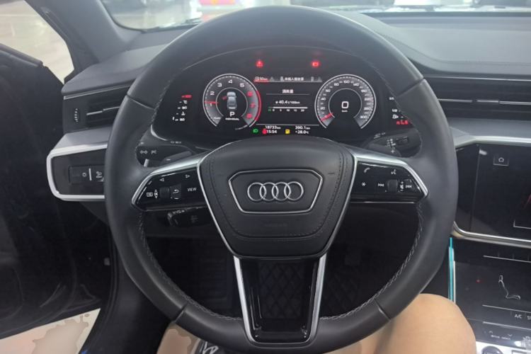Used Audi A6L 2023 Revised 40 TFSI Luxury Dynamic Edition Steering Wheel