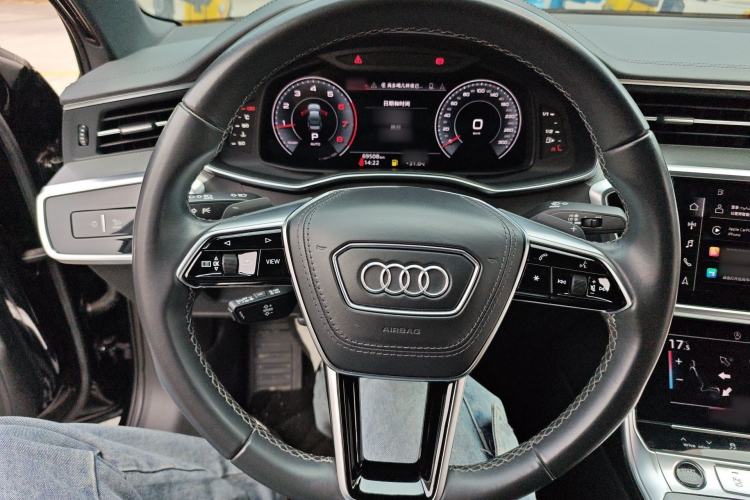 Used Audi A6L 2023 Revised 40 TFSI Luxury Dynamic Edition Steering Wheel