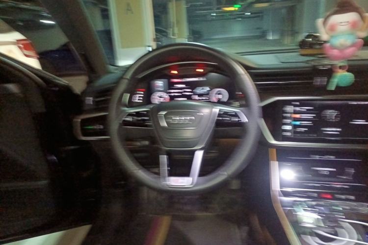 Used Audi A6L 2023 Revised 45 TFSI Prestige Dynamic Edition Steering Wheel