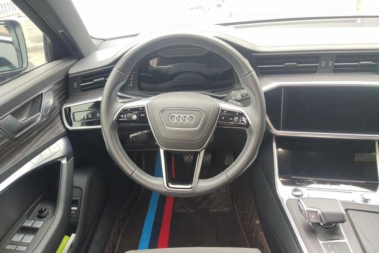 Used Audi A6L 2023 Revised Edition 45 TFSI quattro Prestige Dynamic Version Steering Wheel