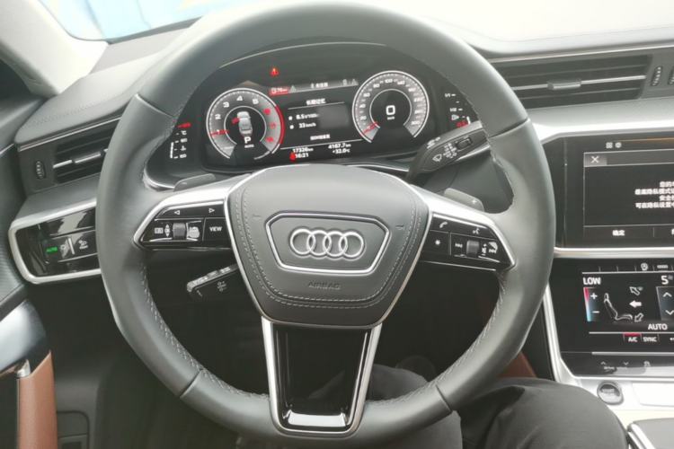 Used Audi A6L 2023 Revised 40 TFSI Luxury Prestige Edition Steering Wheel