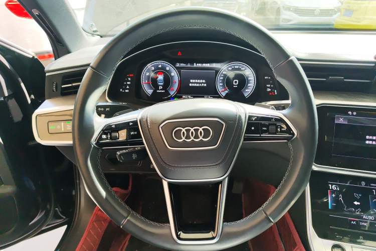 Used Audi A6L 2023 40 TFSI Luxury Dynamic Model Steering Wheel