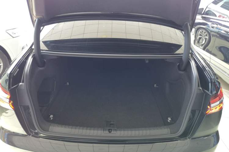 Used Audi A6L 2023 40 TFSI Luxury Prestige Edition Trunk