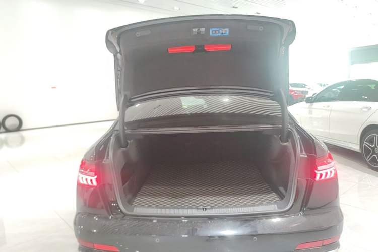 Used Audi A6L 2023 45 TFSI Prestige Dynamic Edition Trunk