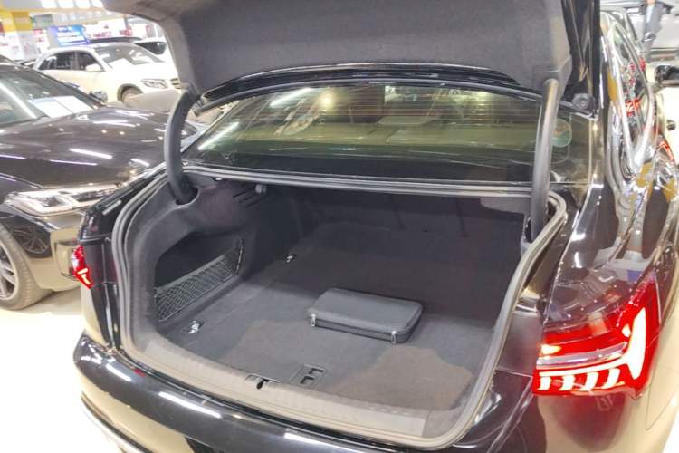 Used Audi A6L 2023 40 TFSI Luxury Dynamic Model Trunk