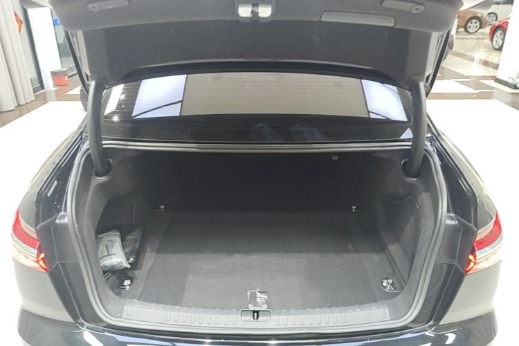 Used Audi A6L 2023 Revised 40 TFSI Luxury Dynamic Edition Trunk