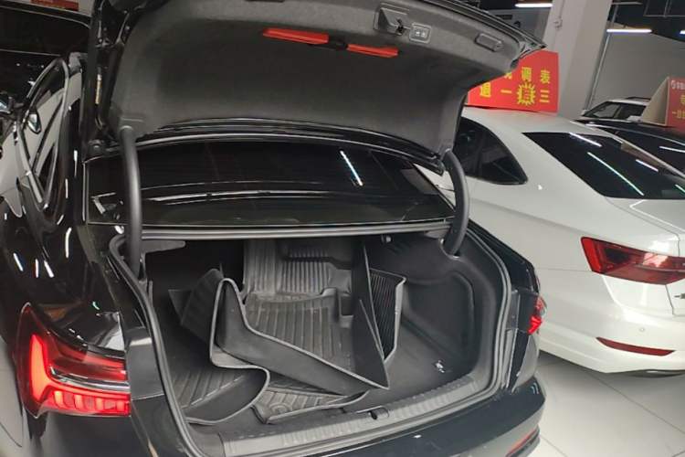 Used Audi A6L 2023 Revised 45 TFSI Prestige Dynamic Edition Trunk