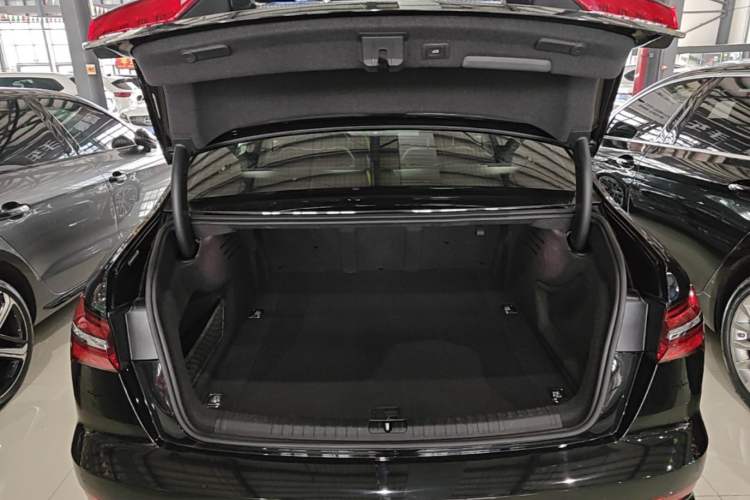Used Audi A6L 2023 Revised 40 TFSI Luxury Dynamic Edition Trunk