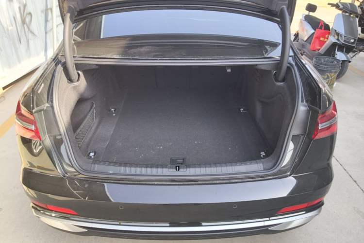 Used Audi A6L 2023 Revised 40 TFSI Luxury Dynamic Edition Trunk