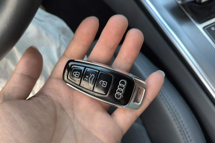 Used Audi A6L 2023 45 TFSI Prestige Dynamic Edition Vehicle Key