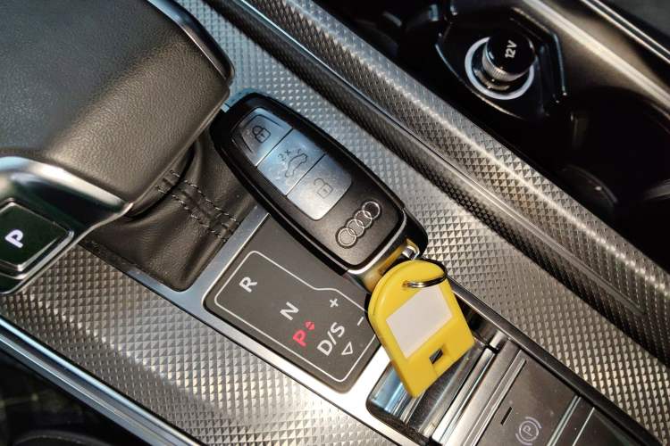 Used Audi A6L 2023 45 TFSI Prestige Dynamic Edition Vehicle Key