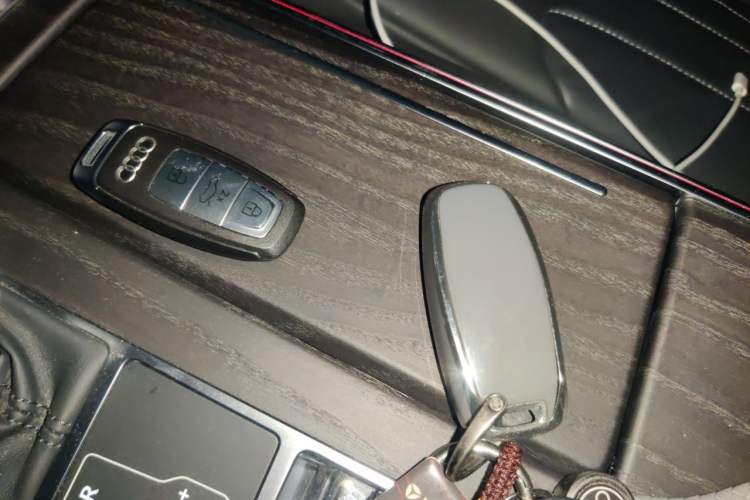 Used Audi A6L 2023 Revised 45 TFSI quattro Prestige Elegant Edition Vehicle Key