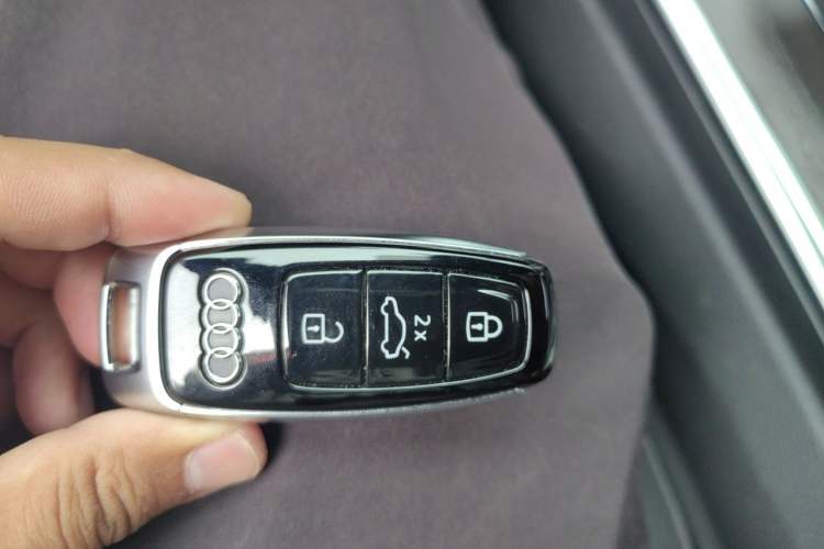 Used Audi A6L 2023 Revised Edition 45 TFSI quattro Prestige Dynamic Version Vehicle Key
