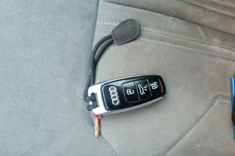 Used Audi A6L 2023 45 TFSI Prestige Dynamic Edition Vehicle Key