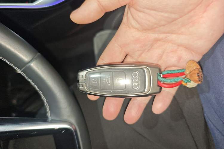 Used Audi A6L 2023 40 TFSI Luxury Dynamic Model Vehicle Key