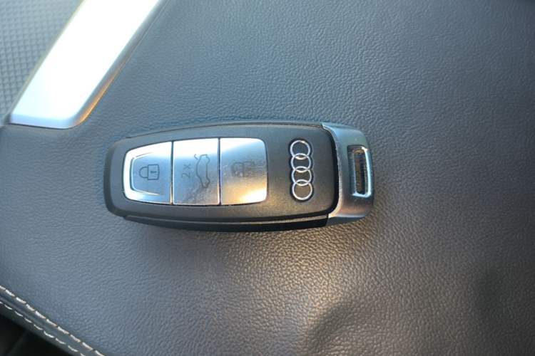 Used Audi A6L 2023 45 TFSI Prestige Dynamic Edition Vehicle Key
