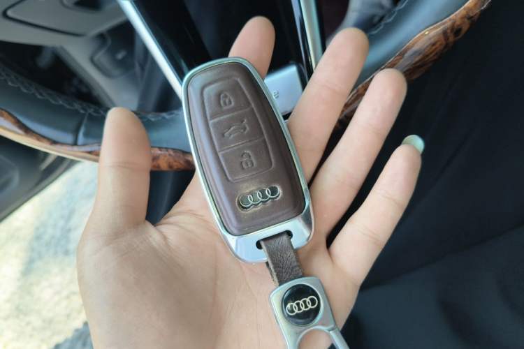 Used Audi A6L 2023 Revised 45 TFSI Prestige Elegant Edition Vehicle Key