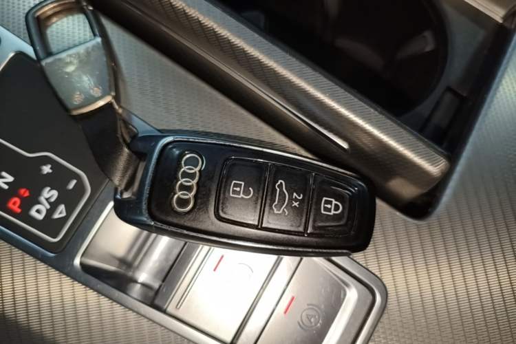 Used Audi A6L 2023 Revised 45 TFSI Prestige Elegant Edition Vehicle Key