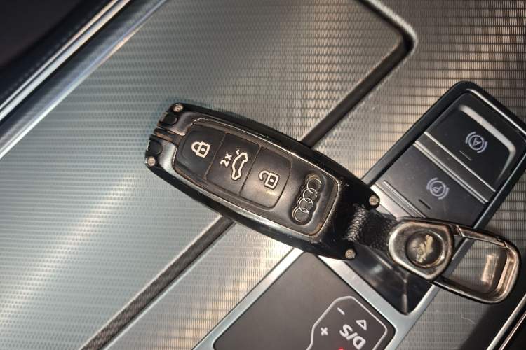 Used Audi A6L 2023 Revised 45 TFSI Prestige Elegant Edition Vehicle Key