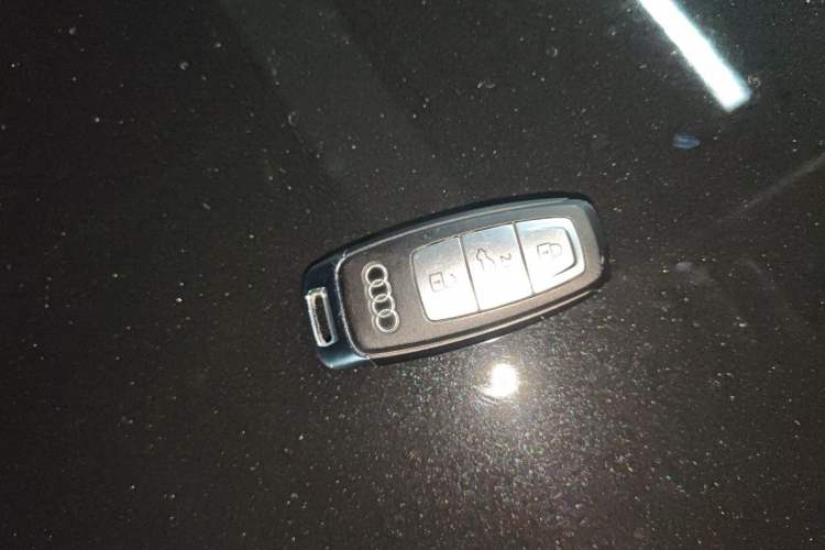 Used Audi A6L 2023 45 TFSI Prestige Dynamic Edition Vehicle Key