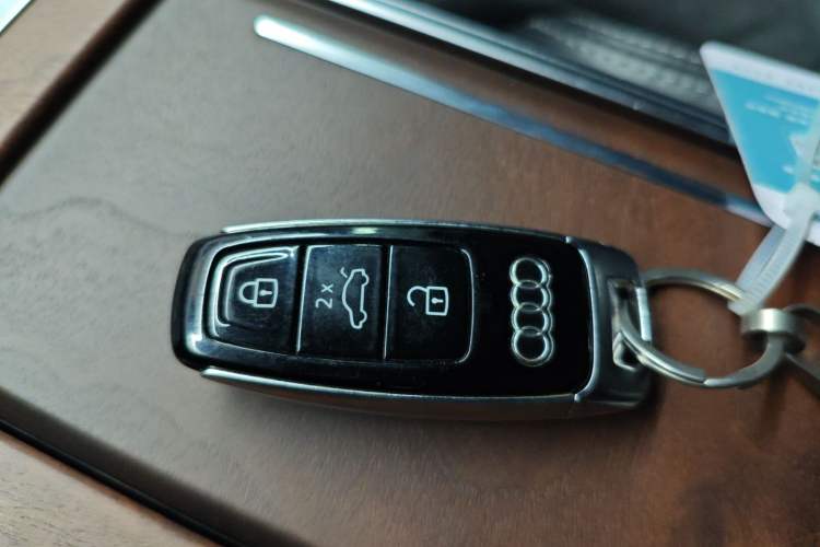 Used Audi A6L 2023 55 TFSI quattro Prestige Dynamic Edition Vehicle Key