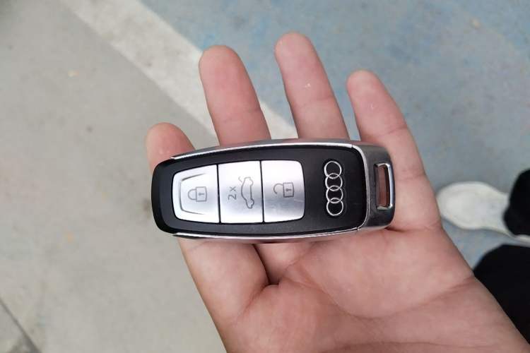 Used Audi A6L 2023 45 TFSI Prestige Dynamic Edition Vehicle Key